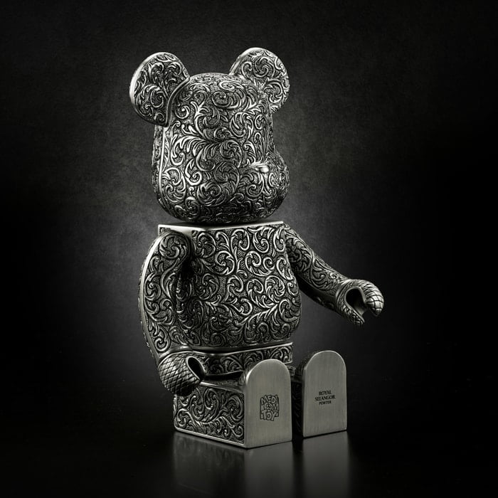 日本Arabesque Black 錫製BE@RBRICK 別注版- SearchingC