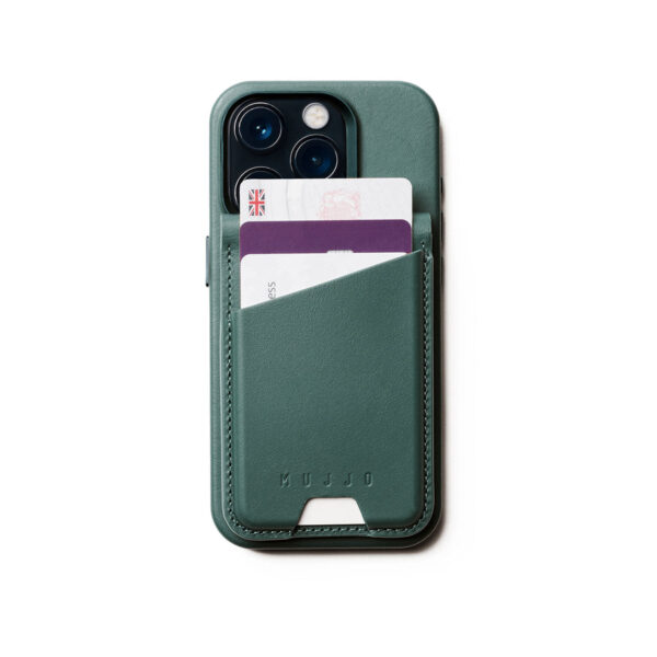 magsafe_wallet_stand_livid_green_7_ded6efb4-78e8-4323-acdf-619ca6e178e2-600x600