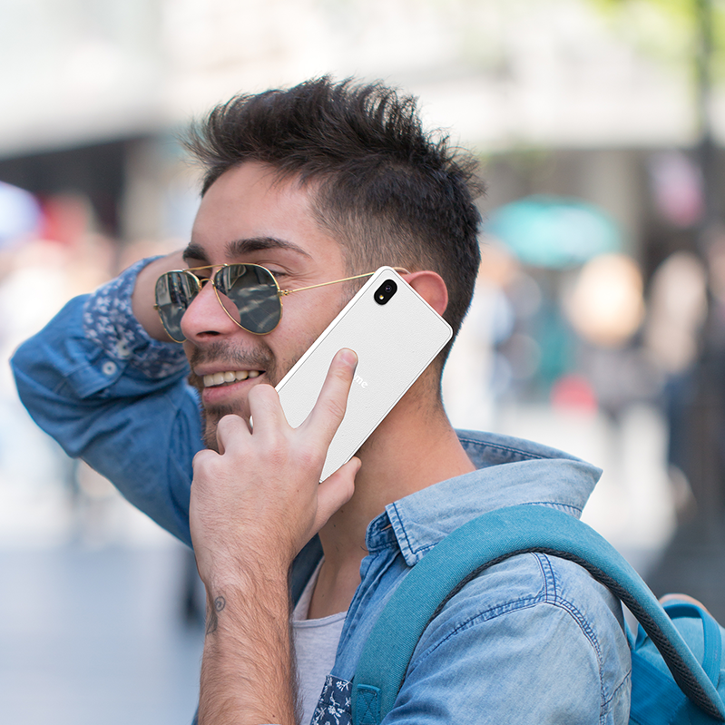 04-Talk Anywhere with 4G Calling_