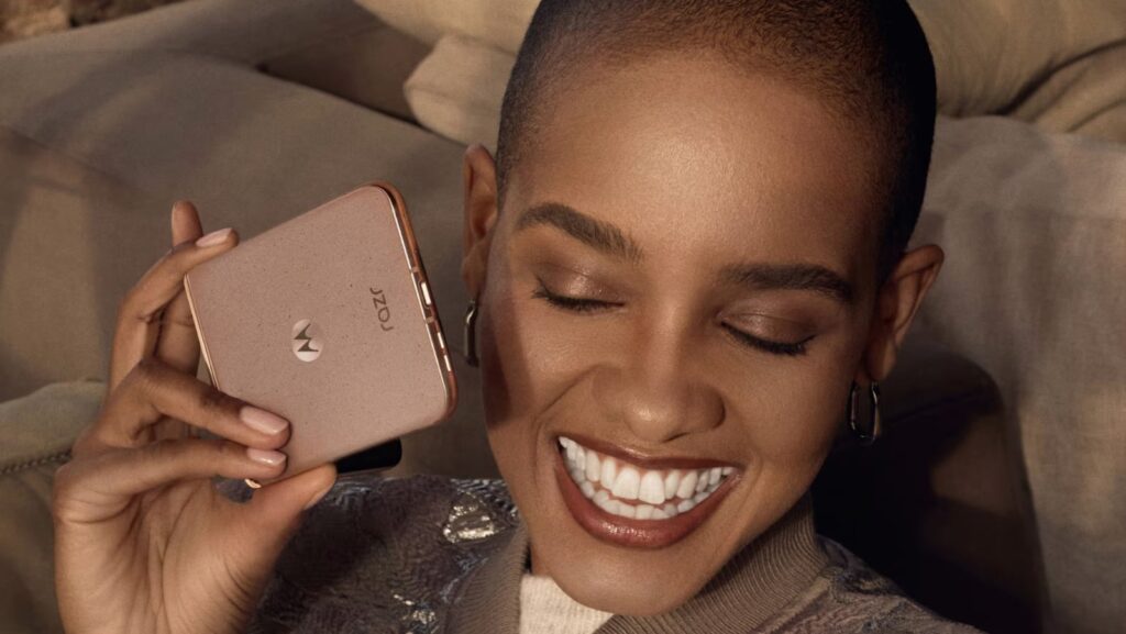 Motorola Razr摺疊手機