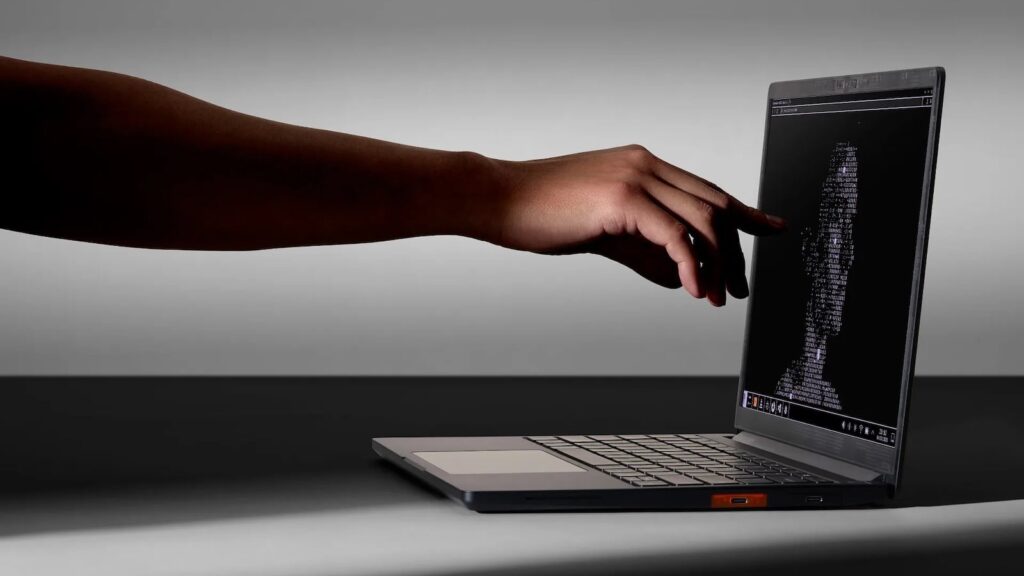 Framework Laptop 13 Pro 開箱展示