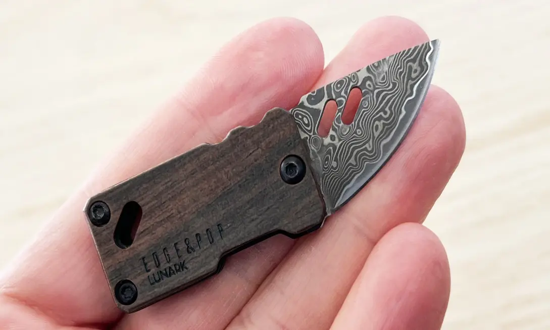 Edge & Pop Damascus Pocket Knife 產品圖