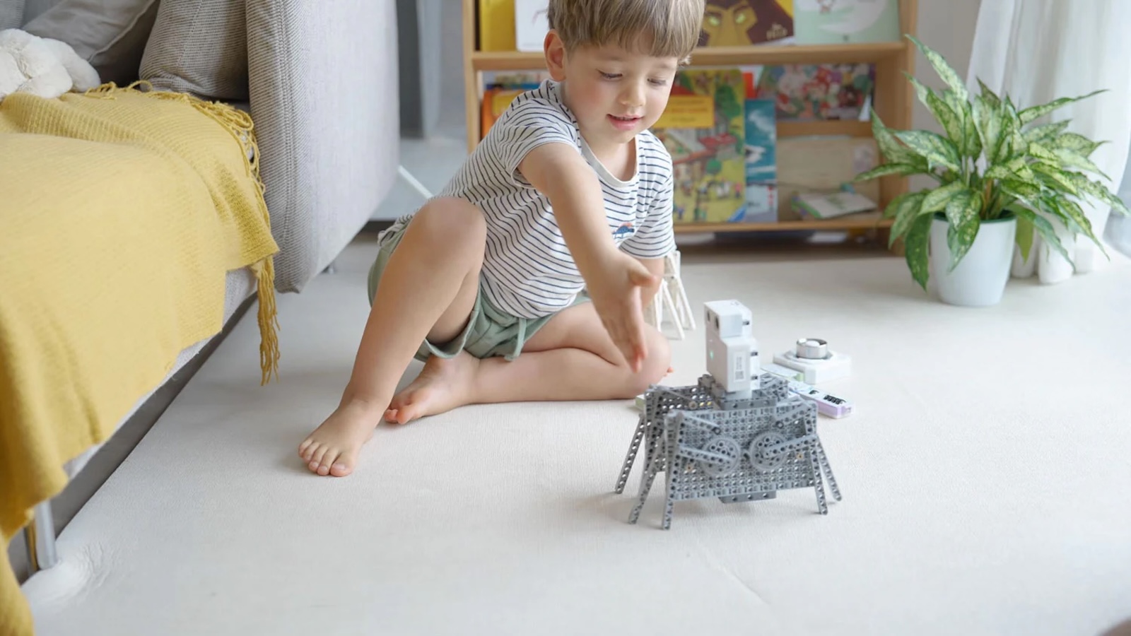 CODEE AI-Powered Screen-Free Coding Blocks